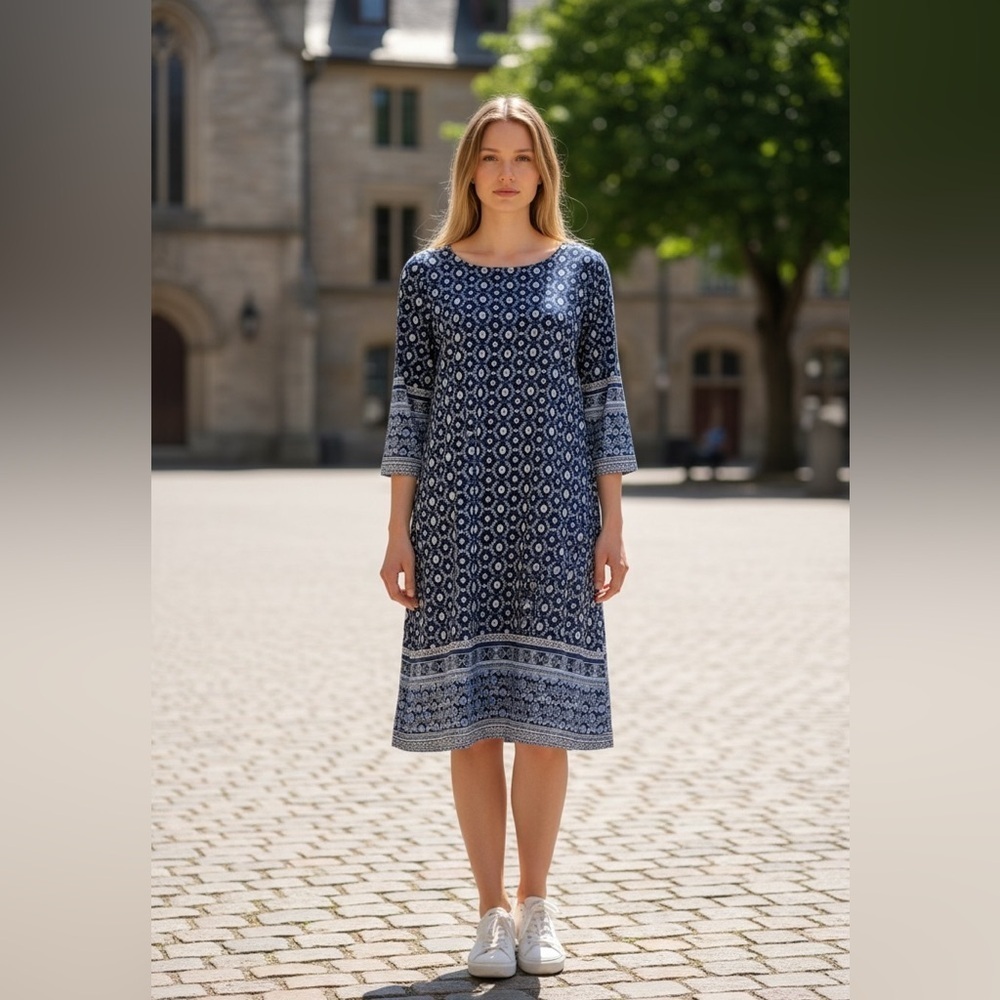 NEW, BB Collection, Printed Stretch Dress, Size M, Blue, Navy, White